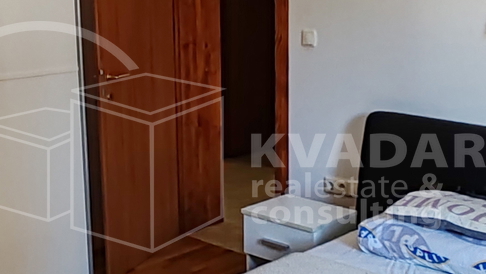 &Scaron;ibenik&sol;Brodarica&sol;apartman 84m2 osun&ccaron;ani s pogledom na more&sol;parking&excl;