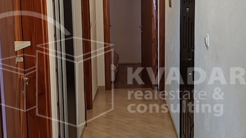 &Scaron;ibenik&sol;Brodarica&sol;apartman 84m2 osun&ccaron;ani s pogledom na more&sol;parking&excl;