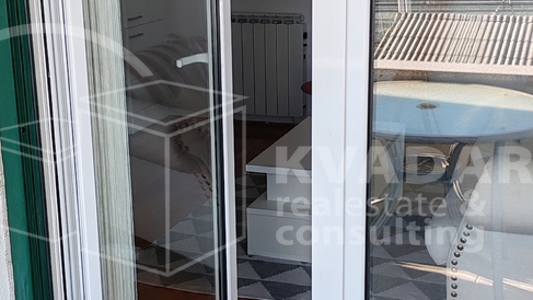 &Scaron;ibenik&sol;Brodarica&sol;apartman 84m2 osun&ccaron;ani s pogledom na more&sol;parking&excl;