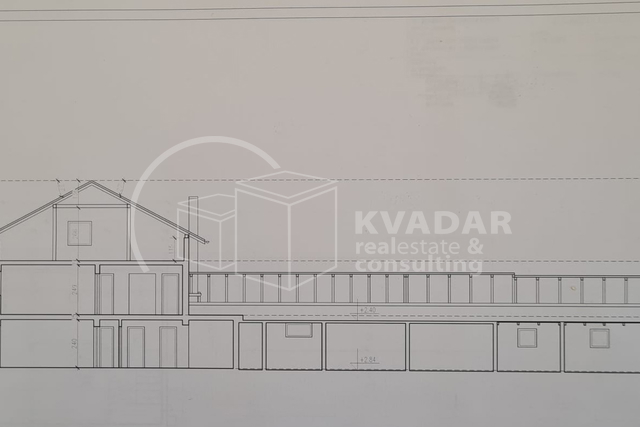 Investicijska prilika – kuća 385 m² na parceli od 442 m²