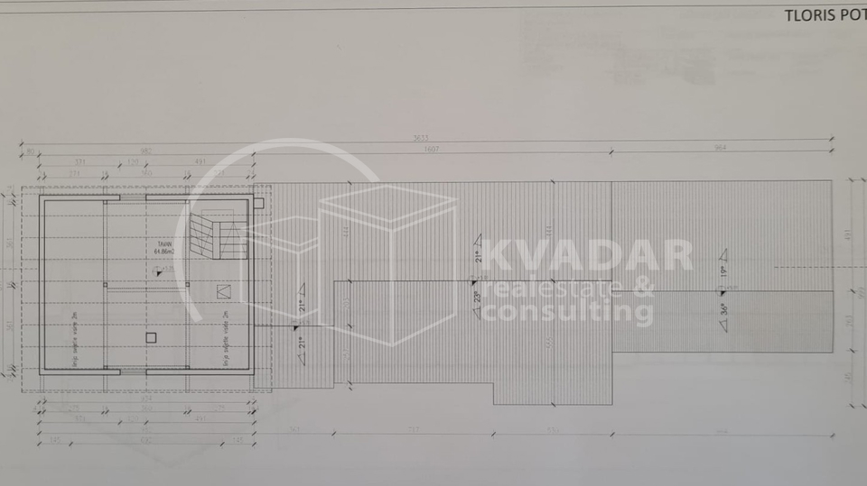 Investicijska prilika &ndash; ku&cacute;a 385 m&sup2; na parceli od 442 m&sup2;