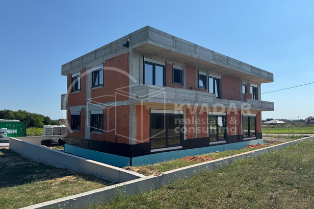 House, 99 m2, For Sale, Dugo Selo - Centar
