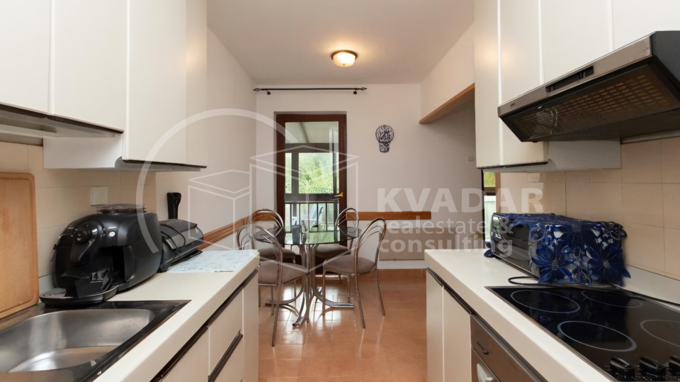 Apartment&comma; 65 m2&comma; For Sale&comma; Lovran
