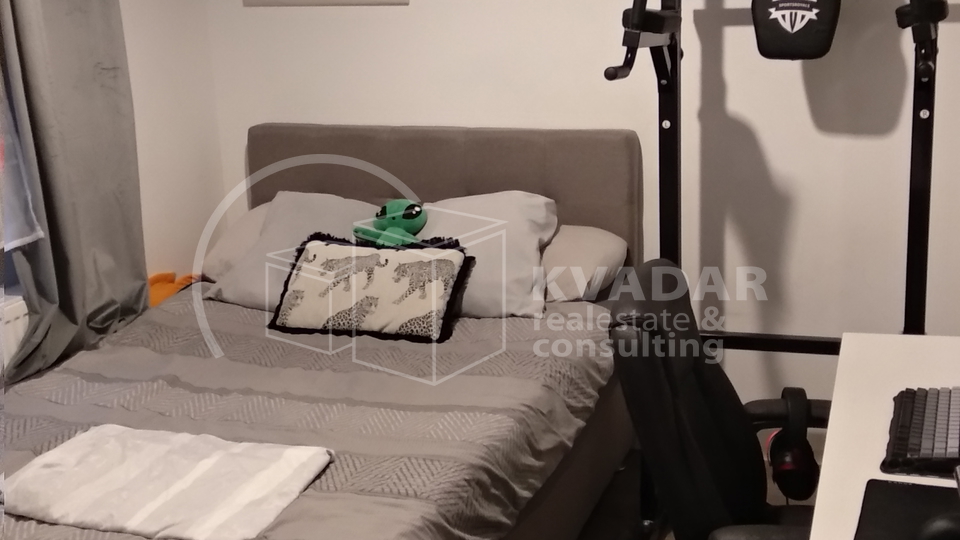 STAN&comma; TRE&Scaron;NJEVKA SJEVER&comma; 53 M2&comma; MIRNA ULICA&excl;&excl;&excl;