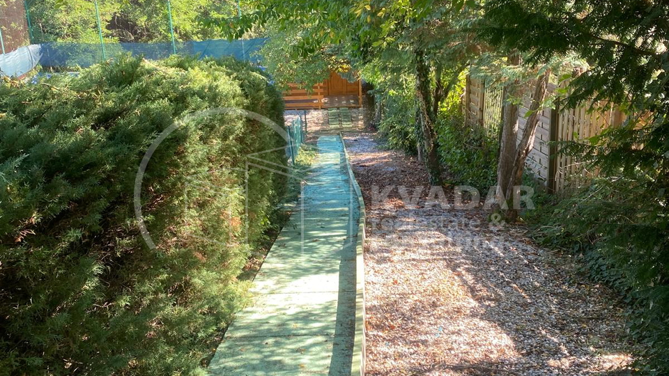 House&comma; 1394 m2&comma; For Sale&comma; Gornja Dubrava - Gornja Dubrava
