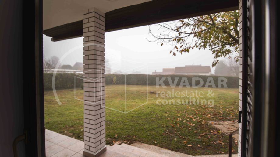 Kuća u Novakima Bistranskim i pomoćana zgrada sa garažom!!!