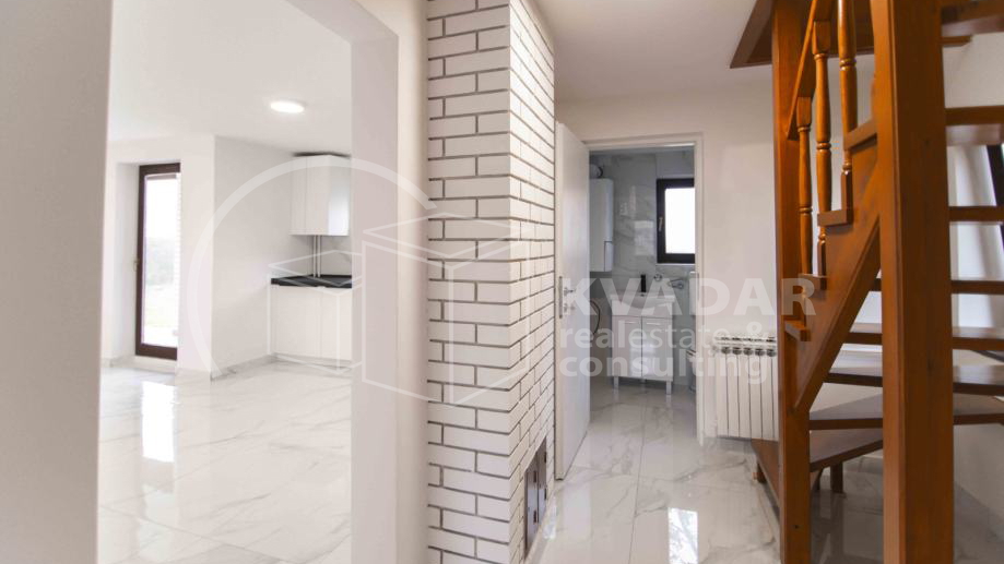 Kuća u Novakima Bistranskim i pomoćana zgrada sa garažom!!!