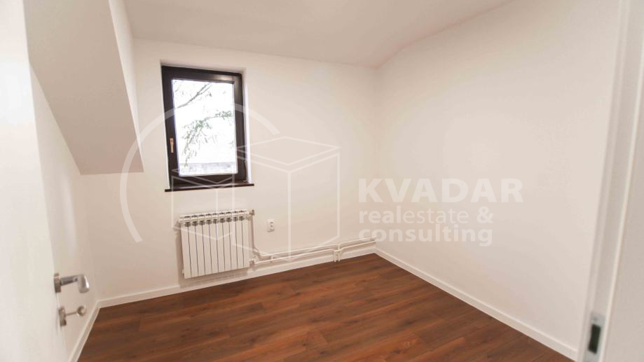 Kuća u Novakima Bistranskim i pomoćana zgrada sa garažom!!!