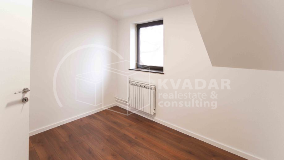 Kuća u Novakima Bistranskim i pomoćana zgrada sa garažom!!!