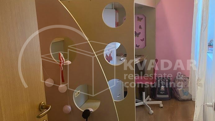 Velika Gorica-Ku&ccaron;e&sol;lijepa ku&cacute;a 74m2&plus;gospodarsko imanje na parceli 1&period;721m2&excl;&excl;