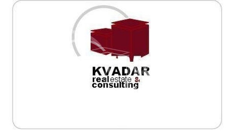 Vodice/luksuzan stan+terasa+vrt+parking/115 m2/200 m od mora!!