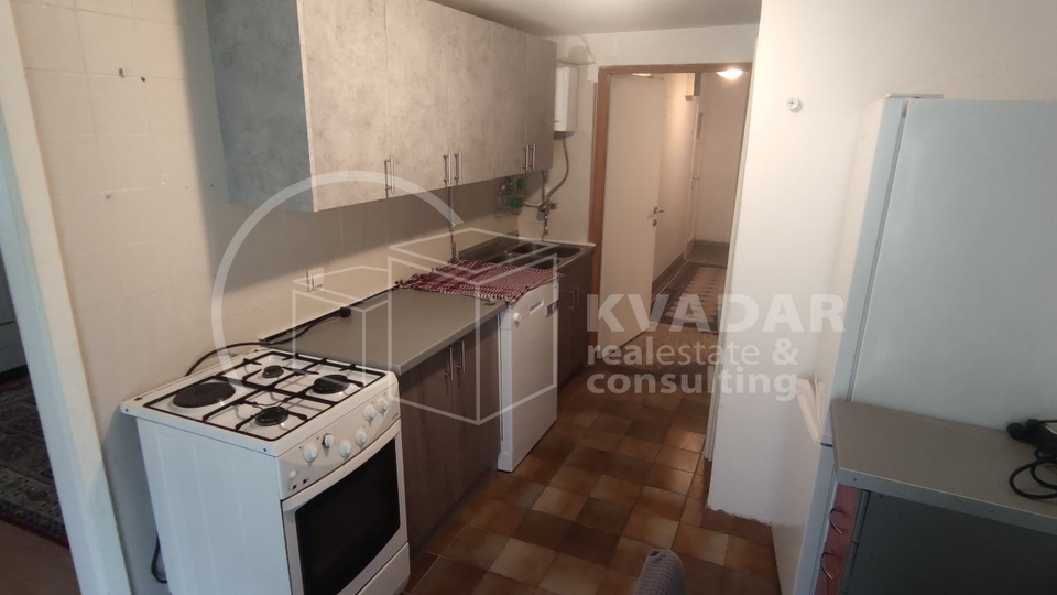STAN, ZAGREB, TREŠNJEVKA, 30 m2, 1-SOBAN!
