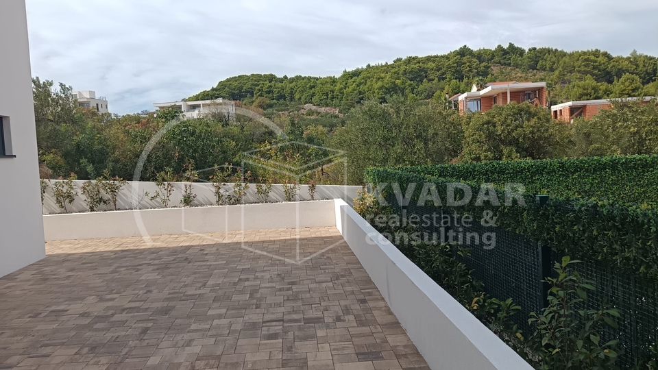 BEZ PROVIZIJE&ast;&ast;&ast;Prodaje se moderan dvoeta&zcaron;ni stan S2 u Vodicama  &sol; 139 m2 &sol; Top lokacija s panoramskim pogledom&excl;