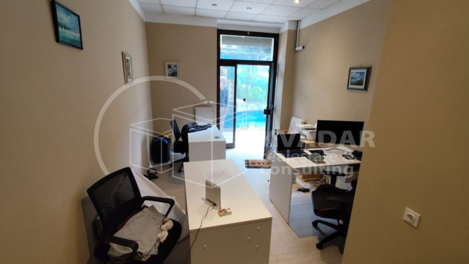 Commercial Property, 17 m2, For Sale, Lovran