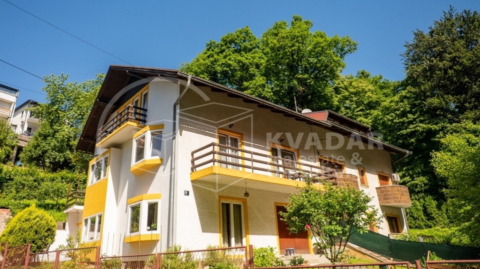 ZAGREB&sol;TU&Scaron;KANAC-KRALJEVEC&sol;7-SOBNA&sol;PREKRASNA KU&Cacute;A&plus;VRT&sol;OKRU&Zcaron;ENA PREDIVNOM PRIRODOM&excl;