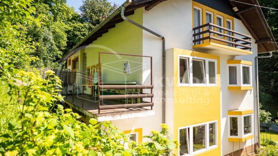 ZAGREB&sol;TU&Scaron;KANAC-KRALJEVEC&sol;7-SOBNA&sol;PREKRASNA KU&Cacute;A&plus;VRT&sol;OKRU&Zcaron;ENA PREDIVNOM PRIRODOM&excl;