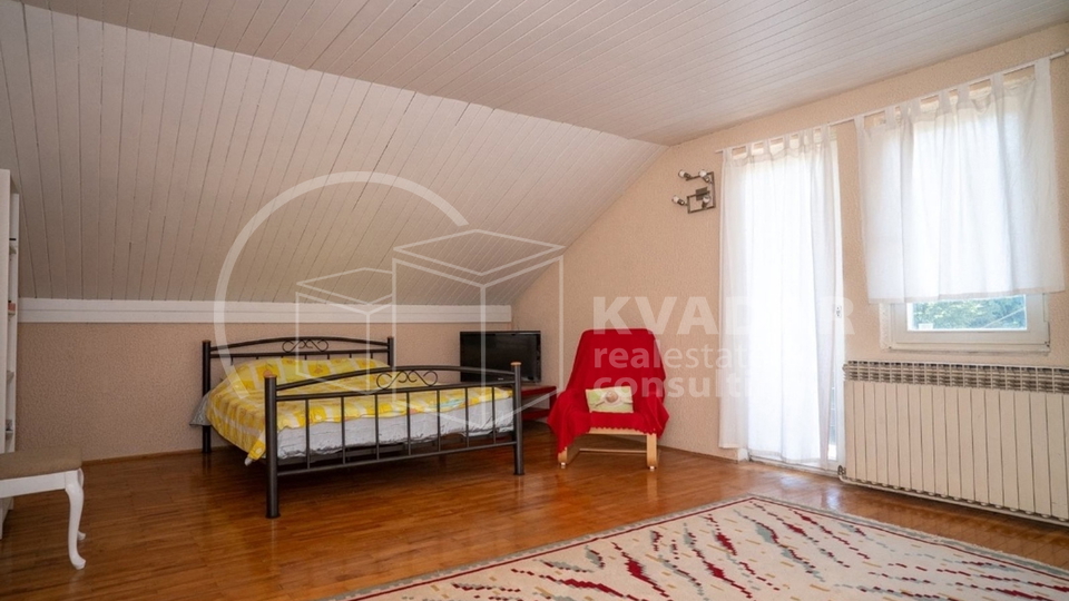 ZAGREB&sol;TU&Scaron;KANAC-KRALJEVEC&sol;7-SOBNA&sol;PREKRASNA KU&Cacute;A&plus;VRT&sol;OKRU&Zcaron;ENA PREDIVNOM PRIRODOM&excl;