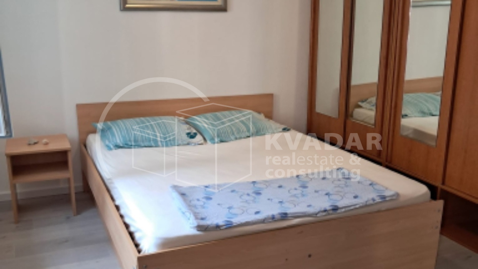 Commercial Property, 50 m2, For Rent, Šibenik - Dolac