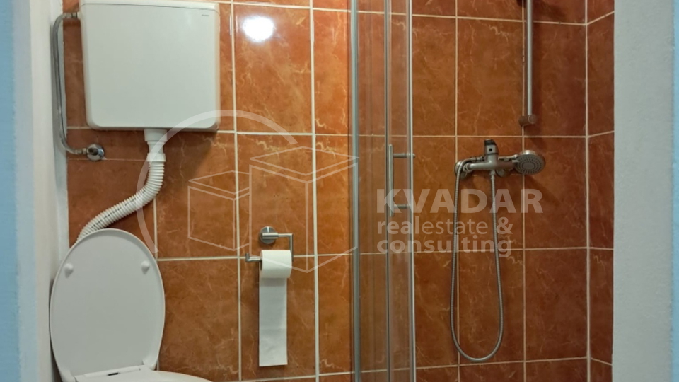 Commercial Property, 50 m2, For Rent, Šibenik - Dolac