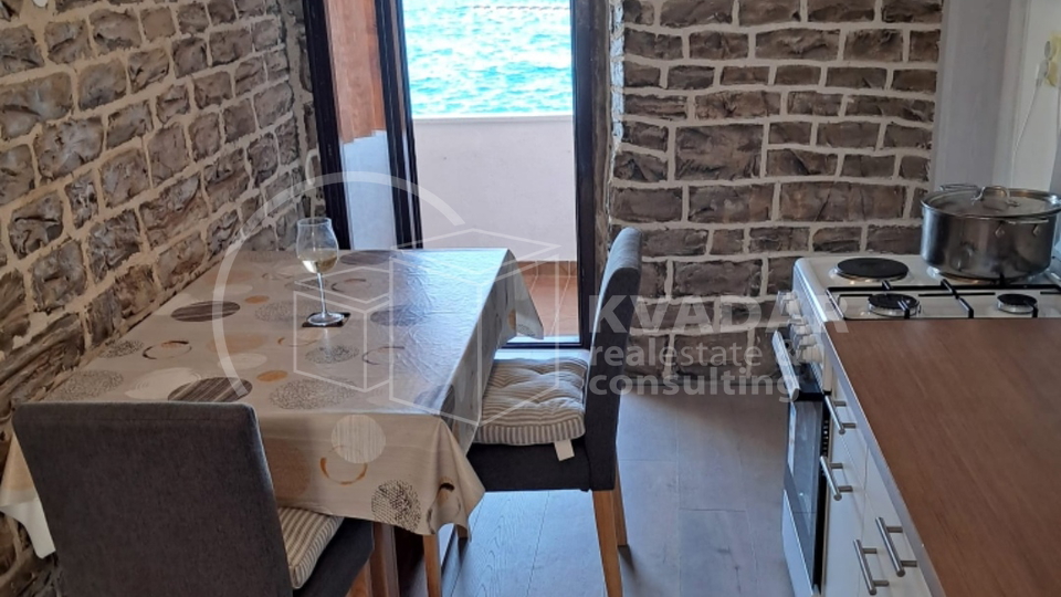 Commercial Property, 50 m2, For Rent, Šibenik - Dolac