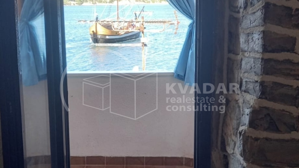 Commercial Property, 50 m2, For Rent, Šibenik - Dolac