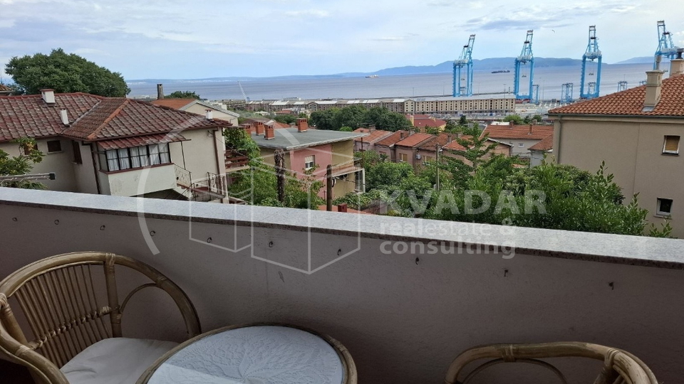 RIJEKA/PODMURVICE/PREKRASAN 3-SOBNI STAN(68 m2) SA PANORAMSKIM POGLEDOM!