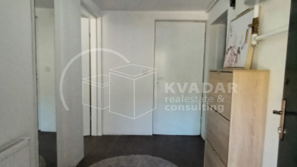 SUPER PRILIKA! ZAGREB, KUSTOŠIJA, PREKRASNA KUĆA SA GARAŽOM, TERASOM I VRTOM 142 m2