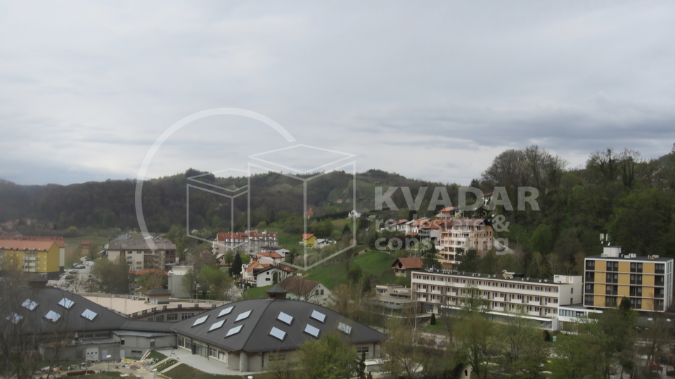 Krapinske Toplice&sol;dvoeta&zcaron;ni stan 190&comma;24m2&sol;terase&plus;balkoni&sol;odli&ccaron;na lokacija&excl;