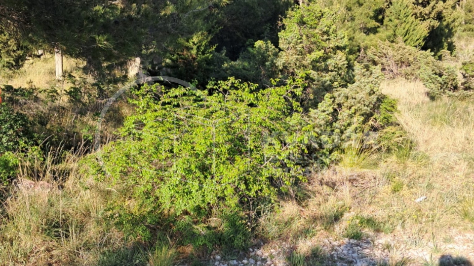 ZADAR-STANKOVCI&sol;gra&dstrok;evinsko zemlji&scaron;te 750m2 -dobra lokacija&excl;&excl;