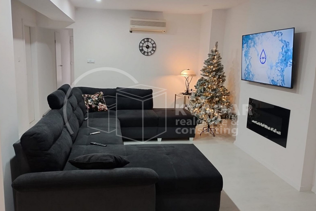 House, 140 m2, For Sale, Privlaka