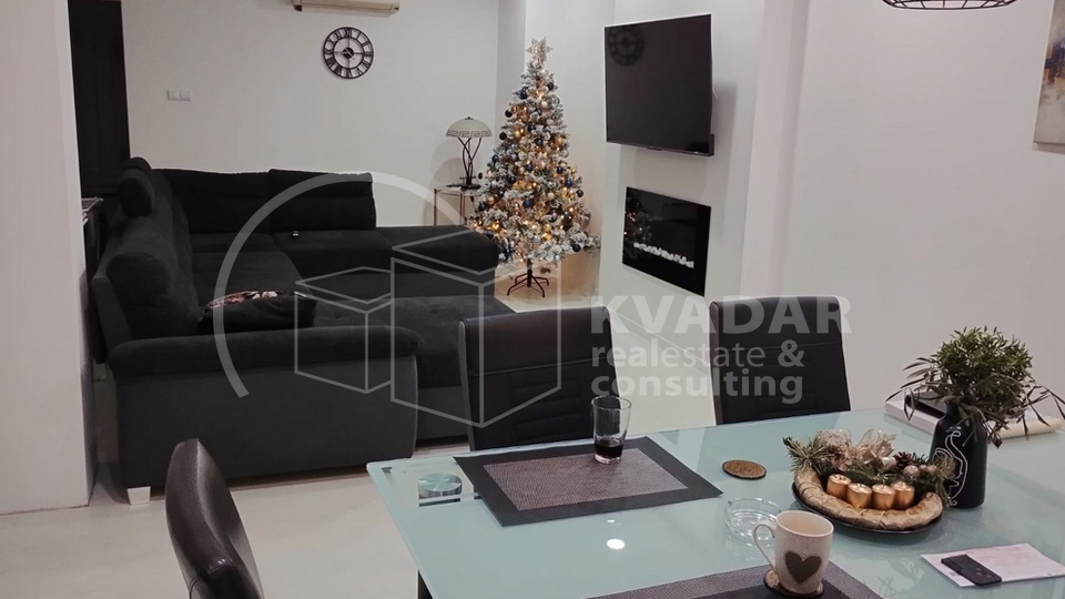 House&comma; 140 m2&comma; For Sale&comma; Privlaka