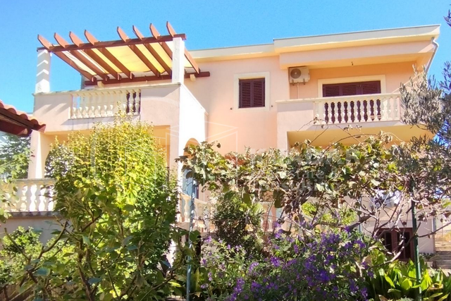 Bez provizije***APARTMANSKA KUĆA - 4 STANA - KOŽINO (120 m od mora)