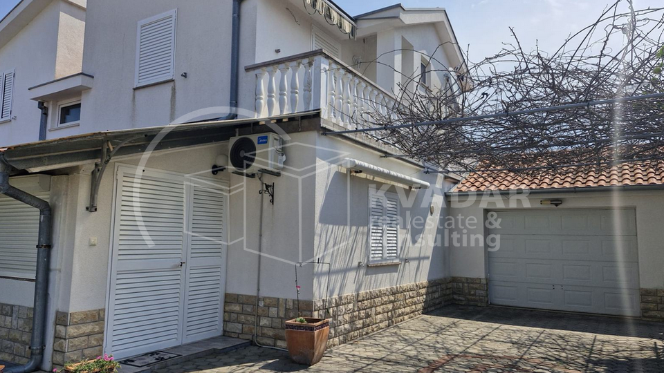 House&comma; 111 m2&comma; For Sale&comma; Nin - Zaton