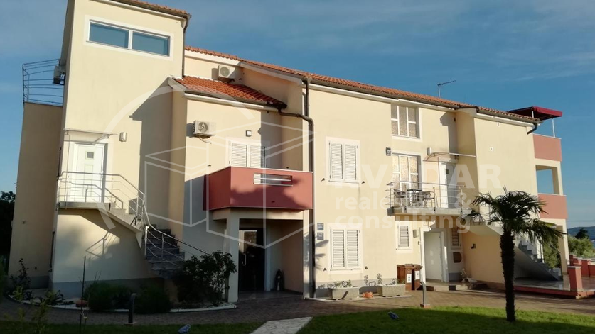 APARTMANSKA KU&Cacute;A - ODLI&Ccaron;NA PRILIKA &excl;&excl;&excl; - 10 STANOVA - SVETI FILIP I JAKOV &lpar;700 m od mora&rpar;