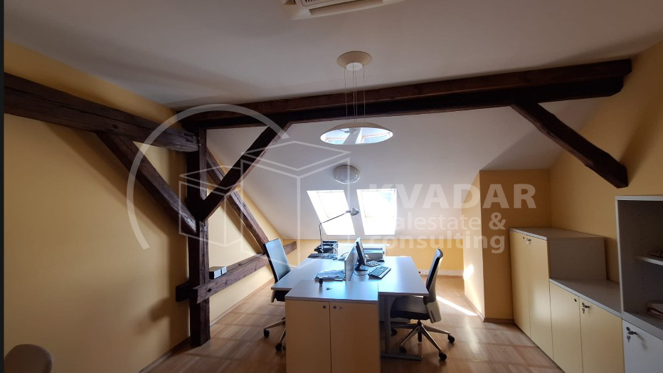 Ekskluzivan poslovni prostor 1130 m&sup2; za najam &ndash; Reprezentativna povijesna zgrada &lpar;M namjena&rpar; sa zatvorenim bazenom i saunom&excl;