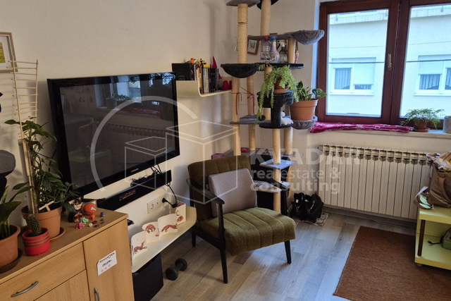 PRILIKA! TREŠNJEVKA SJEVER 35m2, odlična lokacija i prometna povezanost!