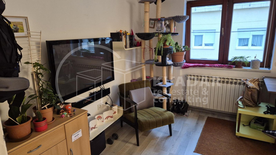 PRILIKA! TREŠNJEVKA SJEVER 35m2, odlična lokacija i prometna povezanost!