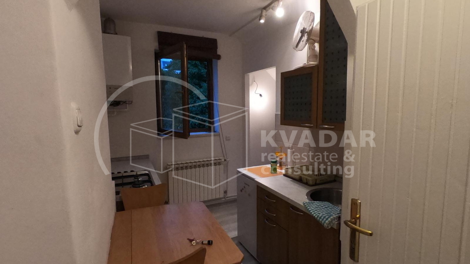 PRILIKA! TREŠNJEVKA SJEVER 35m2, odlična lokacija i prometna povezanost!