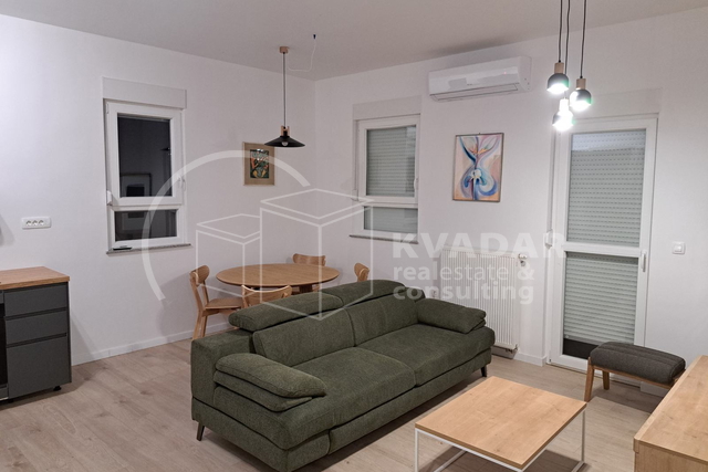 Kajzerica/lijepi stan 2S+DB/71m2/900€!