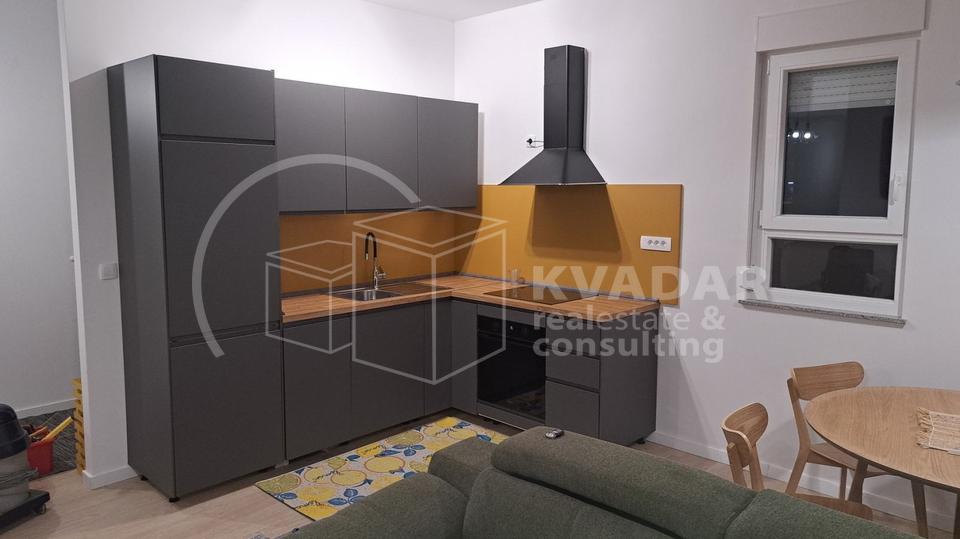 Kajzerica&sol;lijepi stan 2S&plus;DB&sol;71m2&sol;900&euro;&excl;