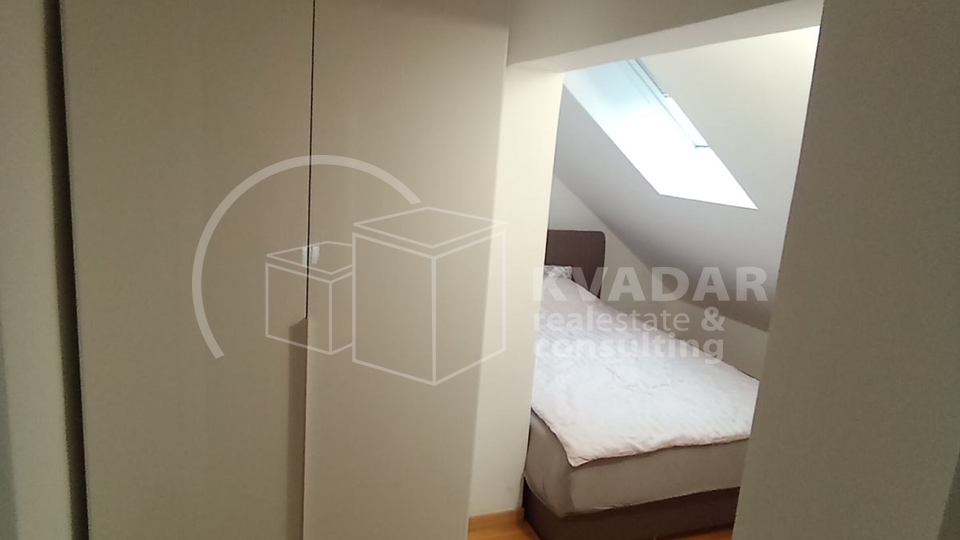 Maksimir/Kušlanova/komforan lijepo uređeni stan za najam/94m2/4-sobni/javni parking!