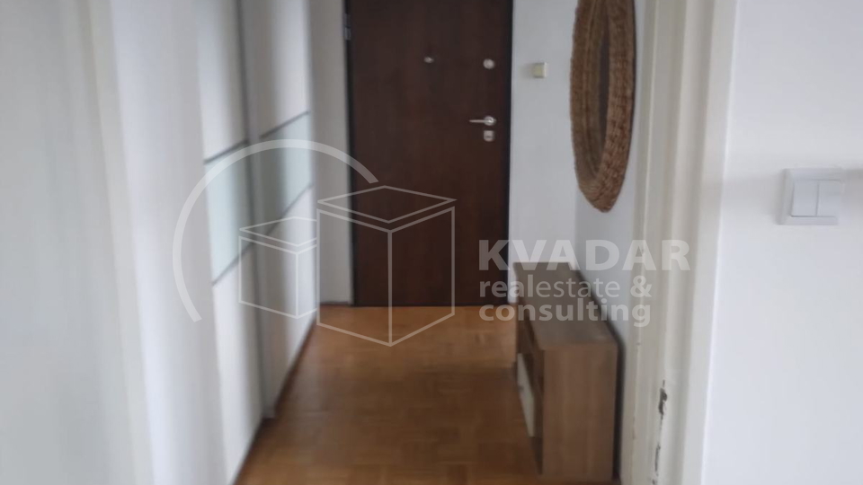 Zagreb ,Prečko, stan  55.00 m2, lift!