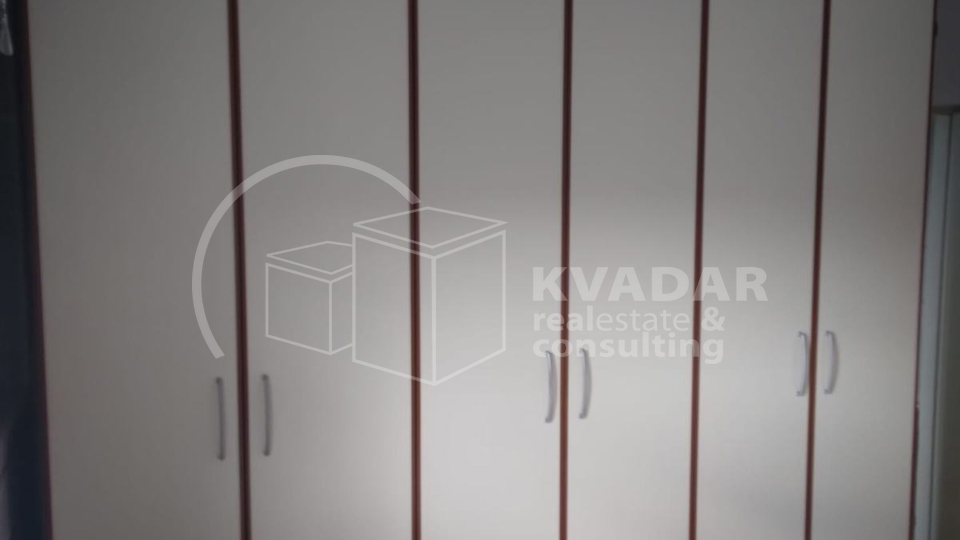 Zagreb ,Prečko, stan  55.00 m2, lift!
