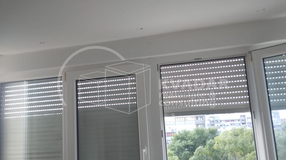 Zagreb ,Prečko, stan  55.00 m2, lift!