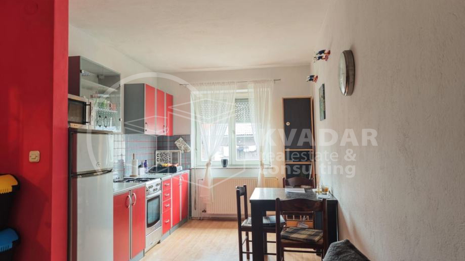 Tre&scaron;njevka&sol;odli&ccaron;na investicija&sol;odli&ccaron;na lokacija&sol;2-eta&zcaron;ni stan u zgradi&sol;vrt&sol; 101m2&sol;275&period;000&euro;&excl;&excl;