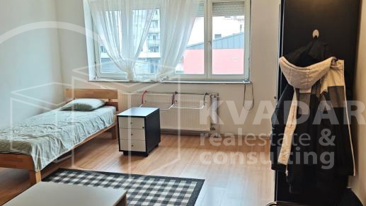 Tre&scaron;njevka&sol;odli&ccaron;na investicija&sol;odli&ccaron;na lokacija&sol;2-eta&zcaron;ni stan u zgradi&sol;vrt&sol; 101m2&sol;275&period;000&euro;&excl;&excl;