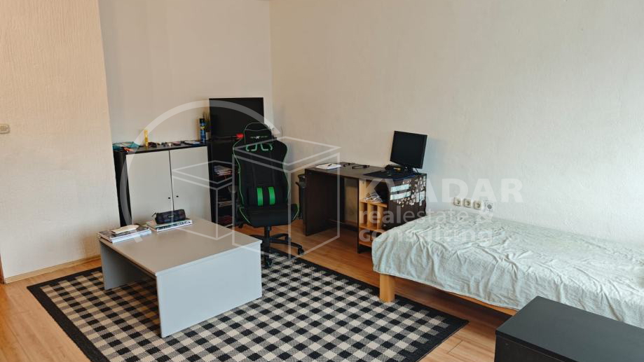 Tre&scaron;njevka&sol;odli&ccaron;na investicija&sol;odli&ccaron;na lokacija&sol;2-eta&zcaron;ni stan u zgradi&sol;vrt&sol; 101m2&sol;275&period;000&euro;&excl;&excl;