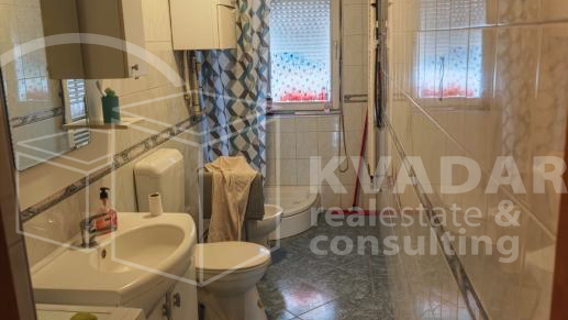 Tre&scaron;njevka&sol;odli&ccaron;na investicija&sol;odli&ccaron;na lokacija&sol;2-eta&zcaron;ni stan u zgradi&sol;vrt&sol; 101m2&sol;275&period;000&euro;&excl;&excl;