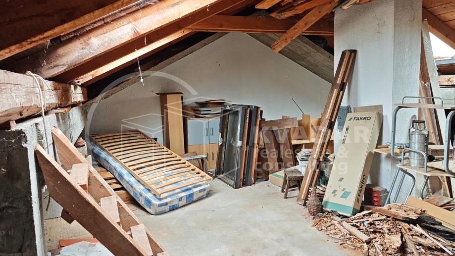 Tre&scaron;njevka&sol;odli&ccaron;na investicija&sol;odli&ccaron;na lokacija&sol;2-eta&zcaron;ni stan u zgradi&sol;vrt&sol; 101m2&sol;275&period;000&euro;&excl;&excl;