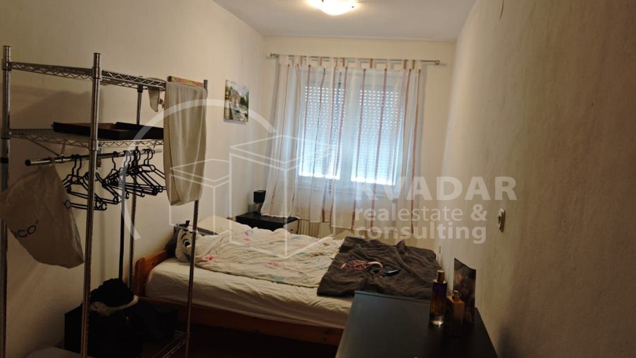 Tre&scaron;njevka&sol;odli&ccaron;na investicija&sol;odli&ccaron;na lokacija&sol;2-eta&zcaron;ni stan u zgradi&sol;vrt&sol; 101m2&sol;275&period;000&euro;&excl;&excl;